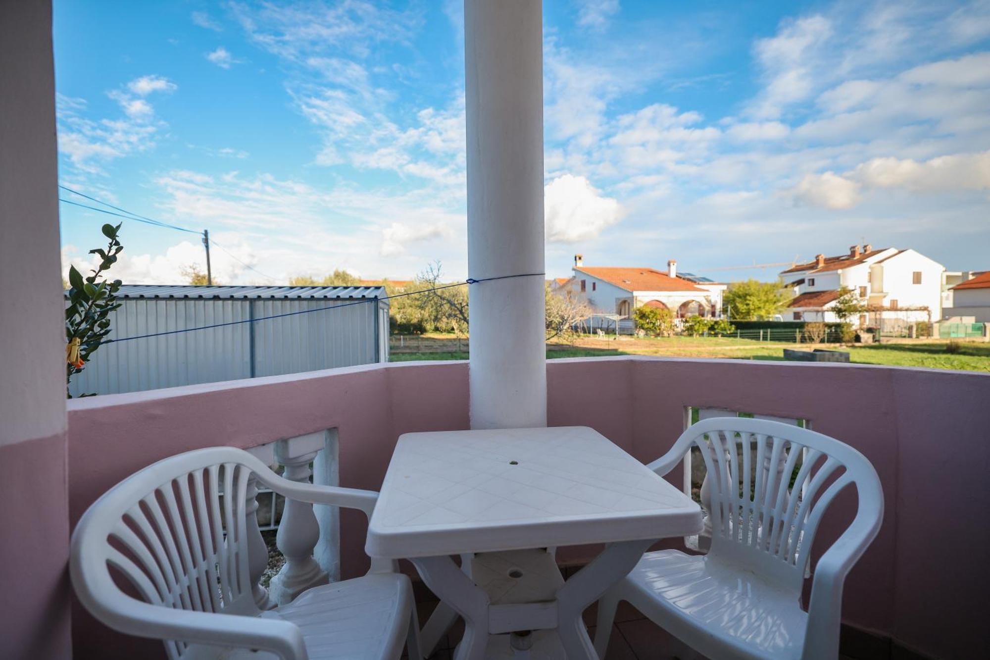 Beachfront Apartments Jermen Sukošan Extérieur photo